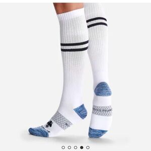 Bombas Compression Socks 20-30mmHg - Sm. Used